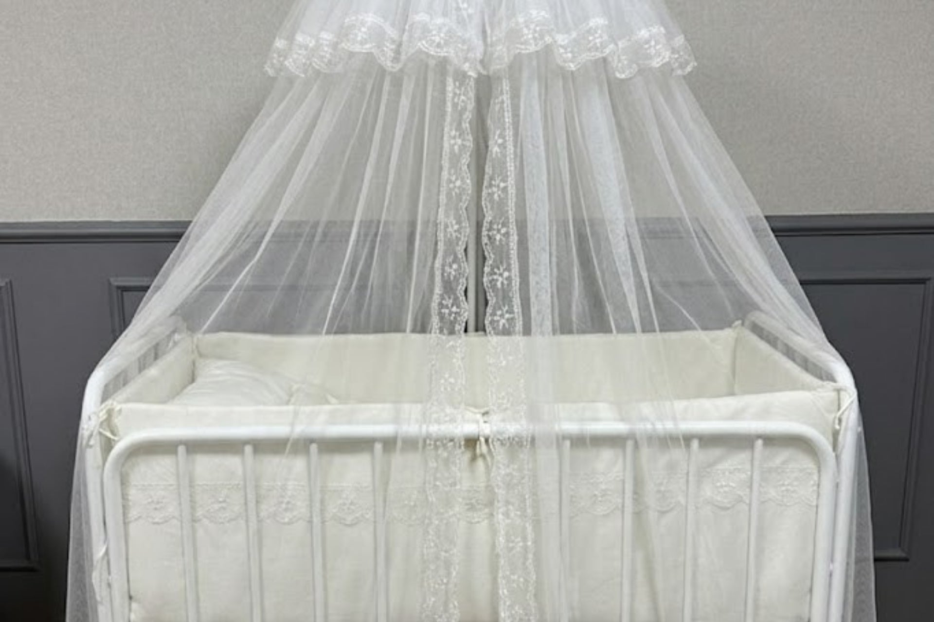 Argimo Fransız Güpürlü Park Beşik Cibinliği Bebek Karyola Tülü Beyaz