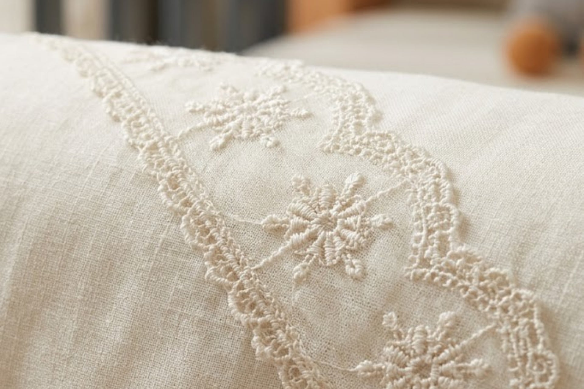 Argimo Bunny Bebek Beşik Fransız Güpürlü Nevresim Seti 60x120 Krem