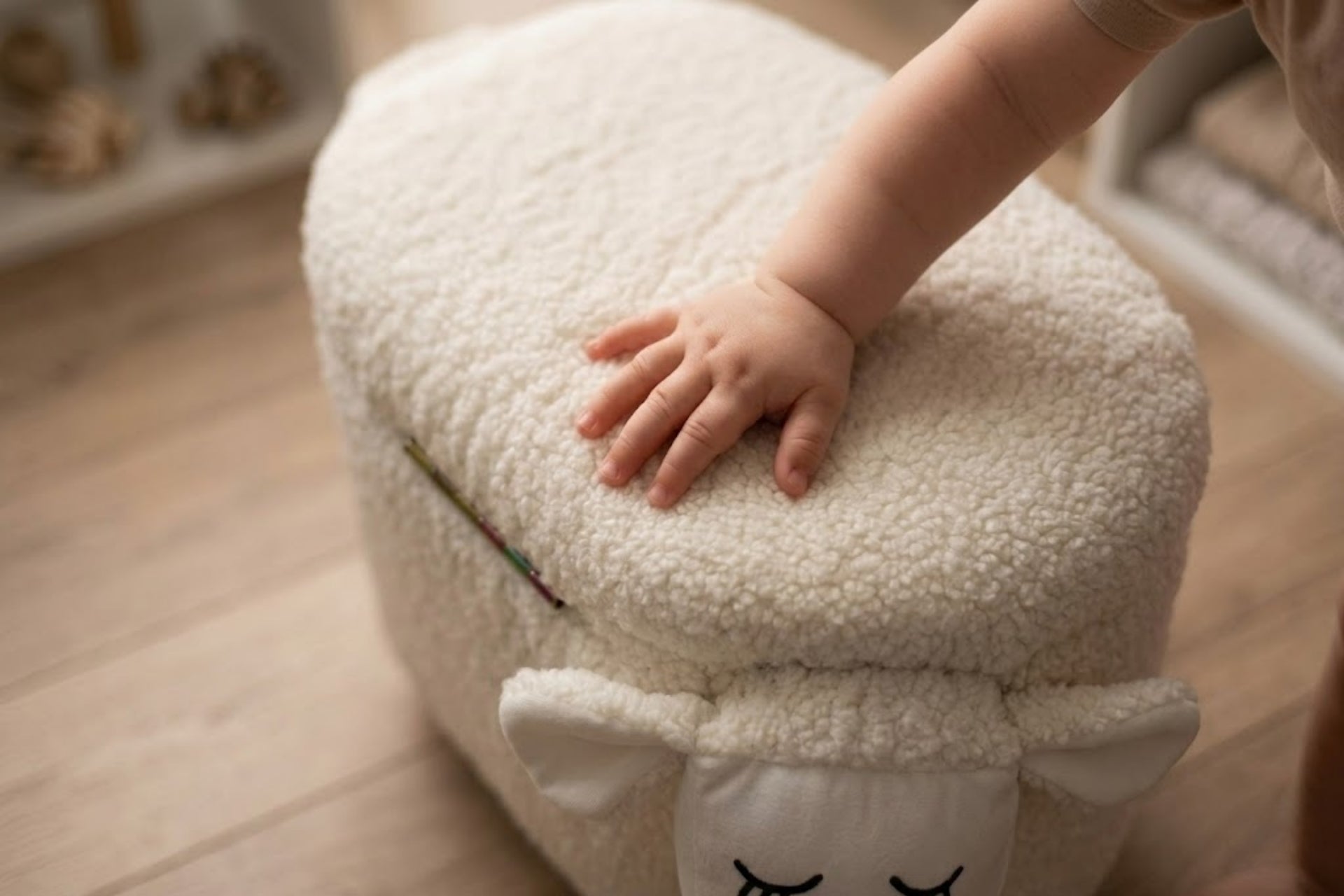 Argimo Mellow Kuzu Figürlü Bebek Çocuk Odası Sandıklı Puf